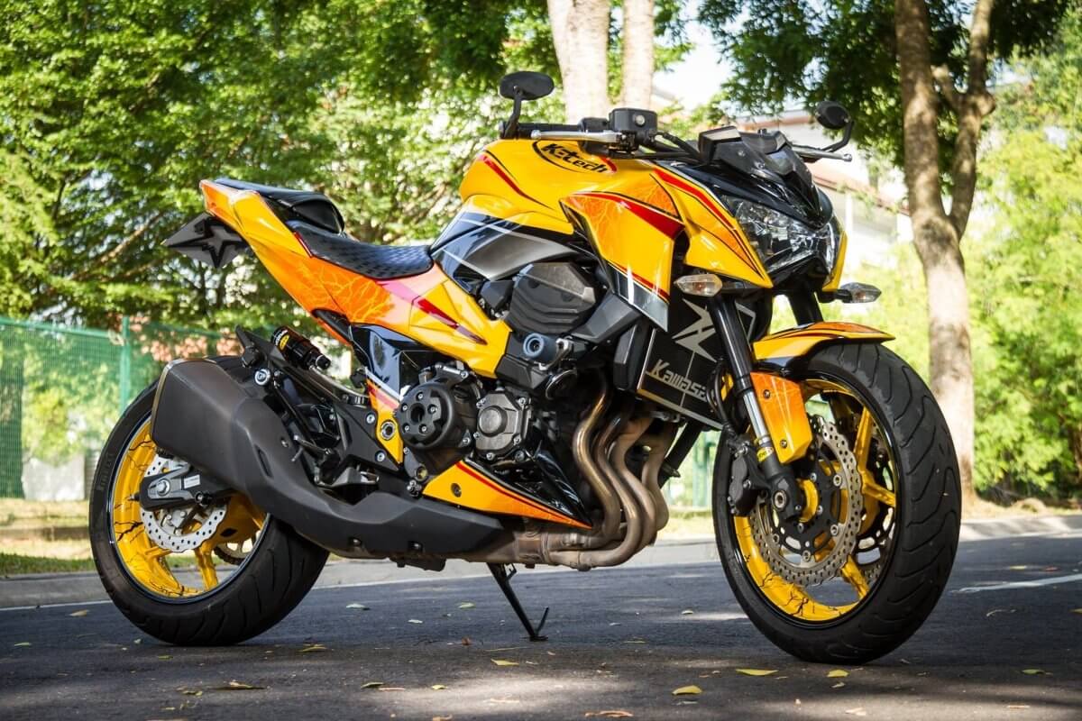 How to Properly Apply Stickers Onto Your Motorcycle | Stickman Vinyls