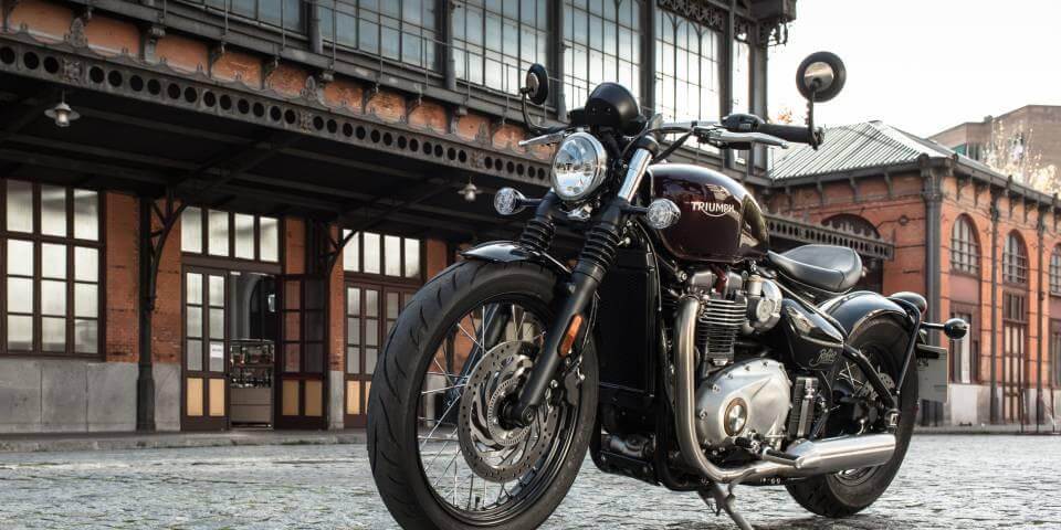 Is the 2017 Triumph Bonneville Bobber ‘hipster bait’? | Stickman Vinyls