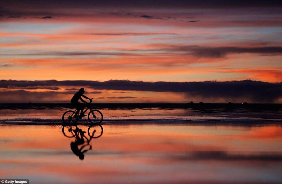 Calm in the midst of a storm: What a Dakar rally venue looks like when it’s resting | Stickman Vinyls