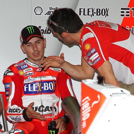 Lorenzo struggling, Rossi worried as the stage is set for a Spanish duel MotoGP 2017 | Stickman Vinyls